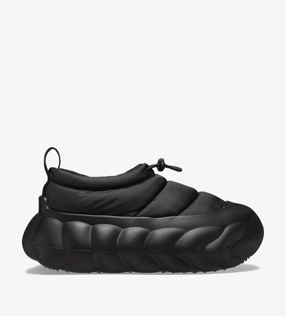 Crocs Crocs Overpuff Shorty Kadın Siyah Terlik model görseli