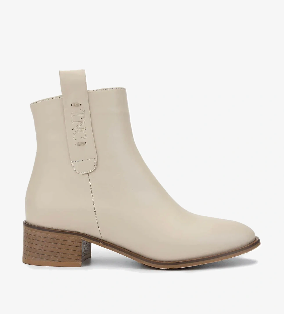 Tamer Tanca Tamer Tanca Kadın Hakiki Deri Bej Topuklu Bot model görseli