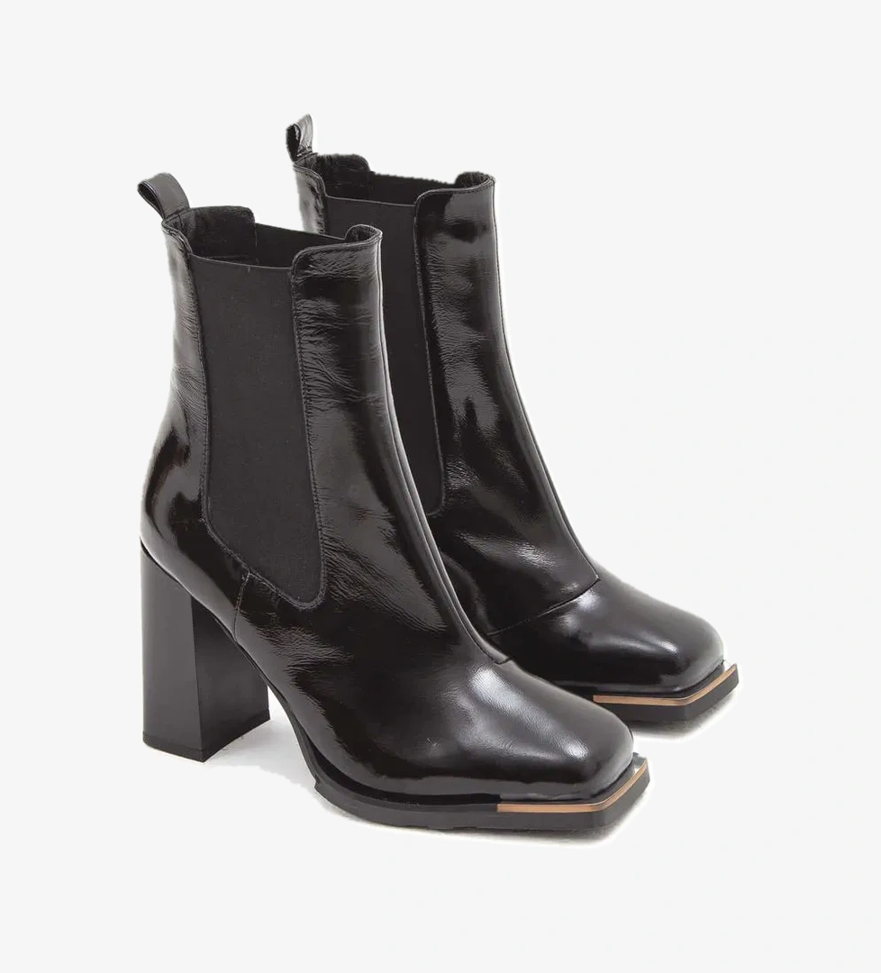 Tamer Tanca Tamer Tanca Kadın Hakiki Deri Siyah Rugan Casual Bot model görseli