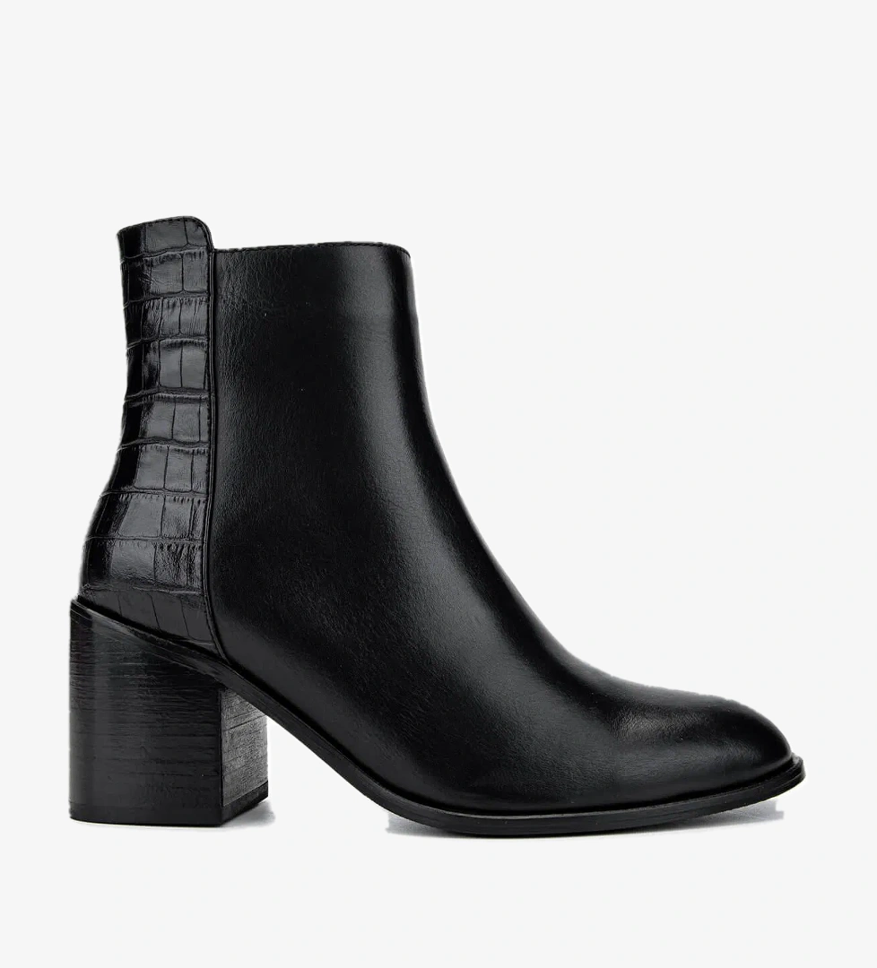 Tamer Tanca Tamer Tanca Kadın Hakiki Deri Siyah Topuklu Bot model görseli