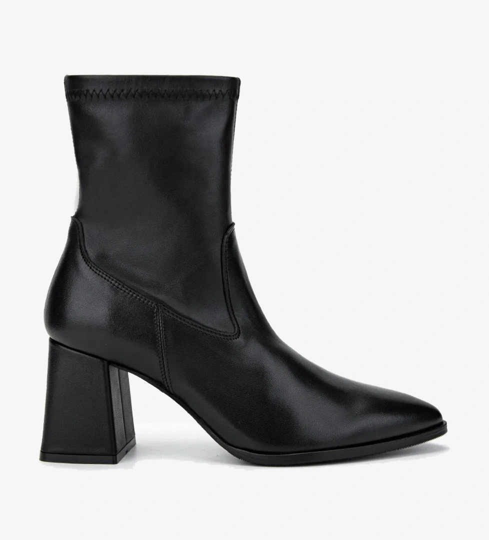 Valmenti Valmenti Kadın Siyah Deri Klasik Bot model görseli