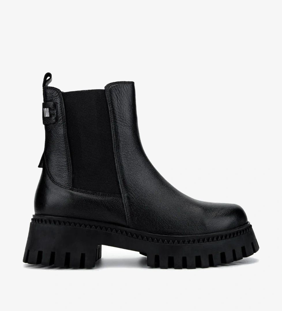 Valmenti Valmenti Kadın Hakiki Deri Siyah Floter Casual Bot model görseli