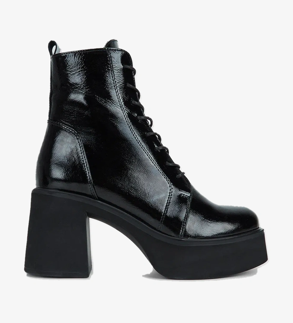 Valmenti Valmenti Kadın SIYAH KRSK RGN Hakiki Deri Casual Bot model görseli