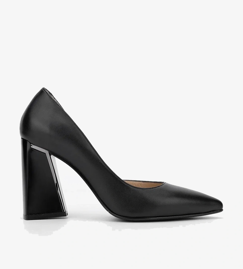 Valmenti Valmenti Avıor Kadın Siyah Hakiki Deri Topuklu Ayakkabı model görseli