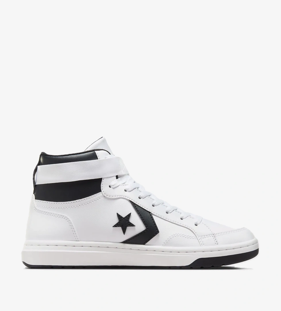 Converse Converse Pro Blaze V2 Unisex Beyaz Sneaker model görseli