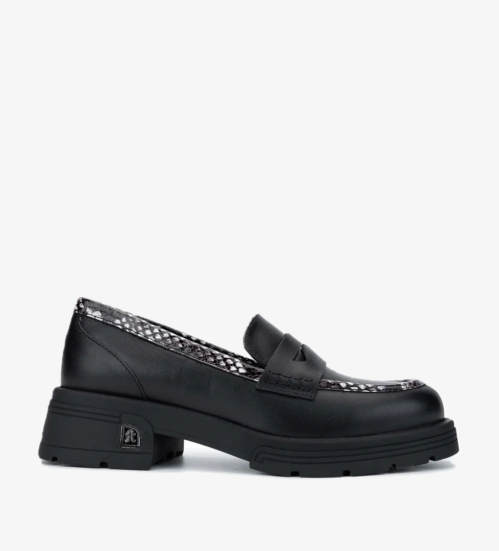 Tamer Tanca Tamer Tanca Kadın Hakiki Deri Siyah Loafer Ayakkabı model görseli