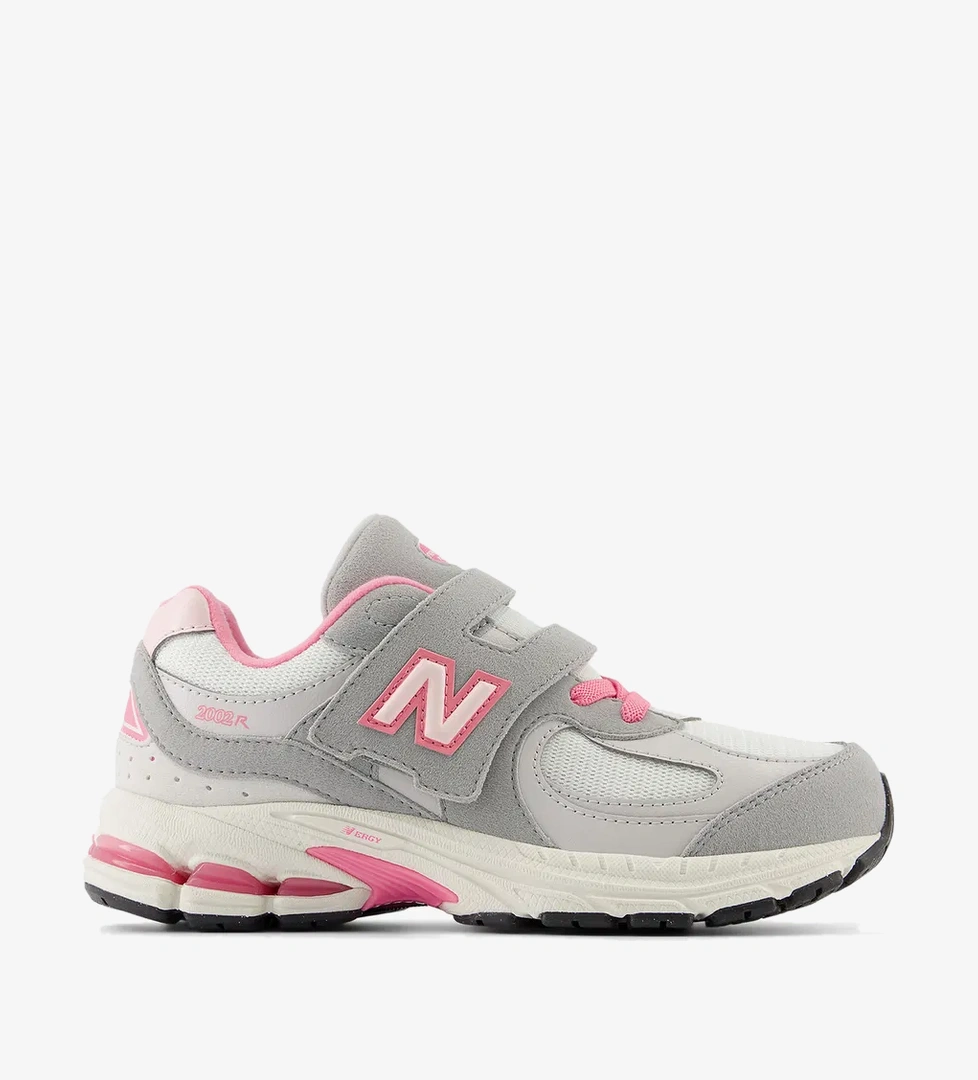 New Balance 2002 Çocuk Gri Spor Ayakkabı - Görsel 1