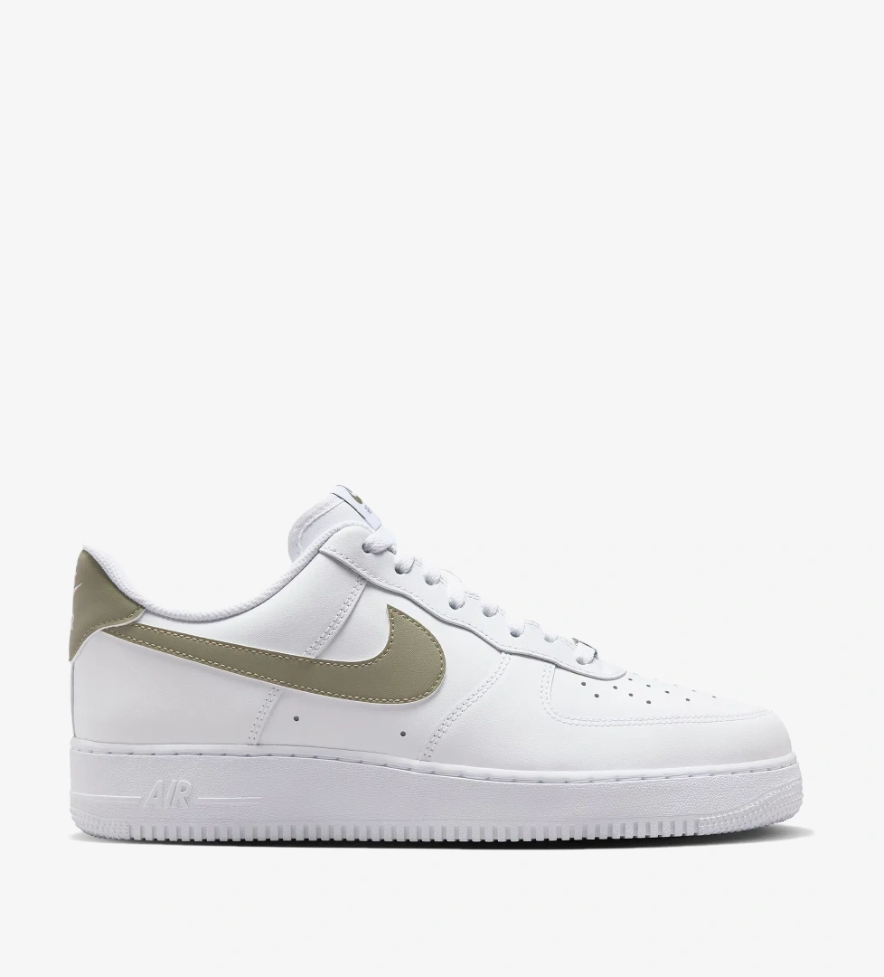 Nike Air Force 1 '07 Erkek Beyaz Spor Ayakkabı