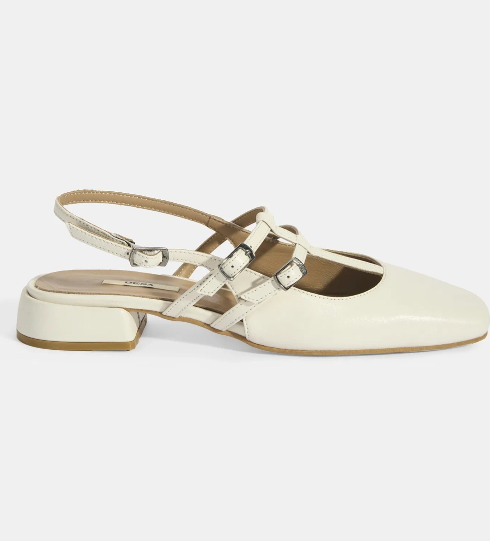 Desa Kadın Beyaz Tokalı Deri Günlük Ayakkabı model görseli