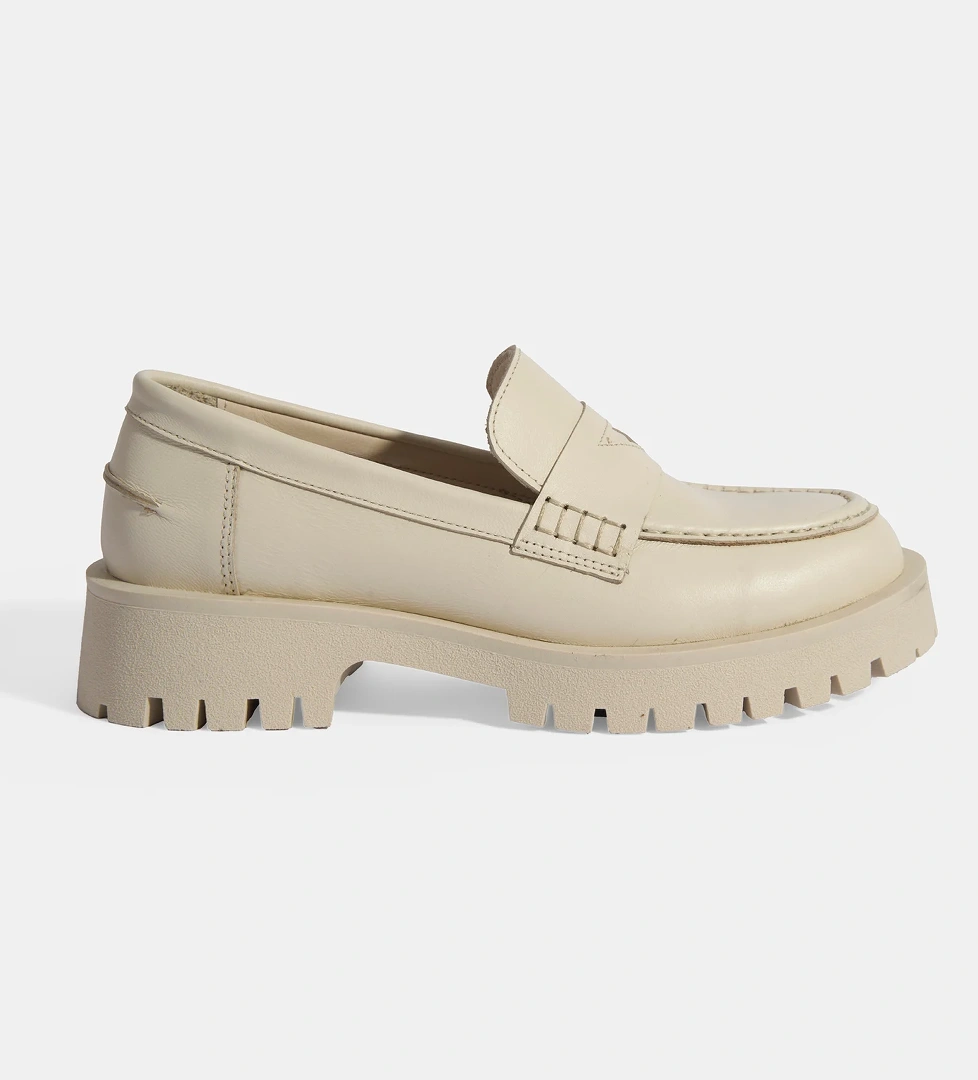 Desa Desa Gri Kadın Bej Slip-On Deri Loafer FashFed'de! Gri - 1. görsel