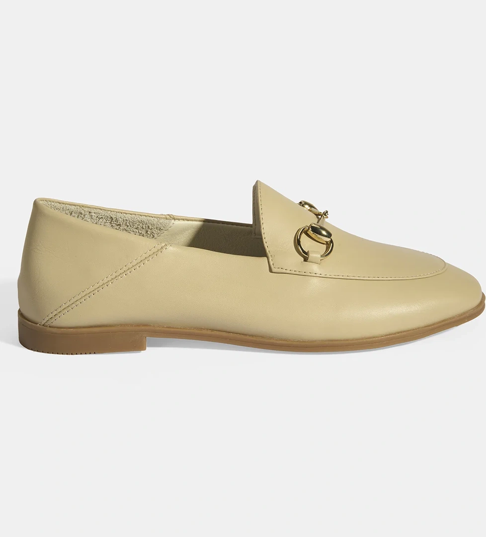 Bej Kadın Toka Aksesuarlı Deri Loafer