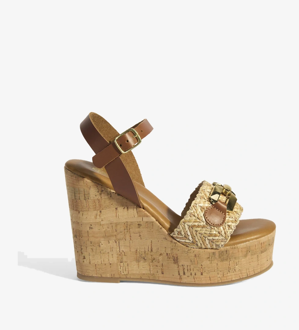 Kadın Kahve Toka Aksesuarlı Deri Detaylı Dolgu Topuklu Sandalet