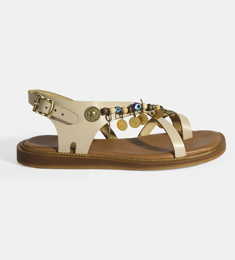 Desa Bej Kadın Toka Detaylı Aksesuarlı Deri Sandalet model görseli