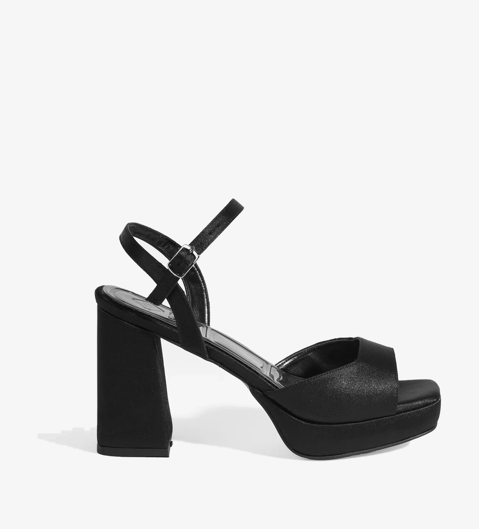 Kadın Siyah Toka Detaylı Topuklu Sandalet - Görsel 1