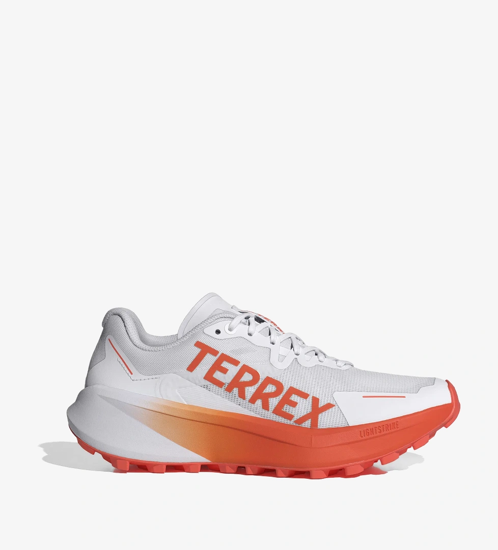 Adidas adidas Terrex Agravic 3 Arazi Kadın Beyaz Koşu Ayakkabısı model görseli