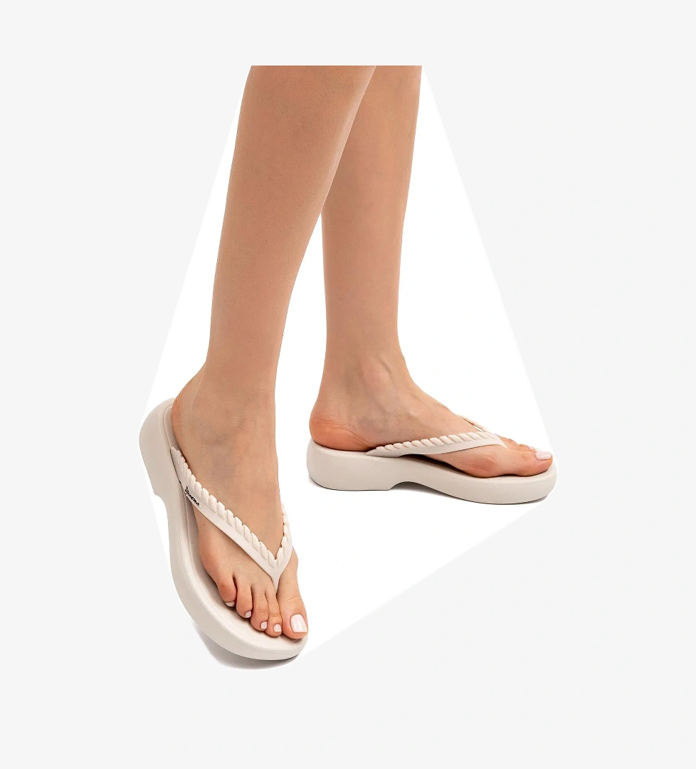 Ipanema Verano Kadın Parmak Arası Terlik Bej 35/42 model görseli