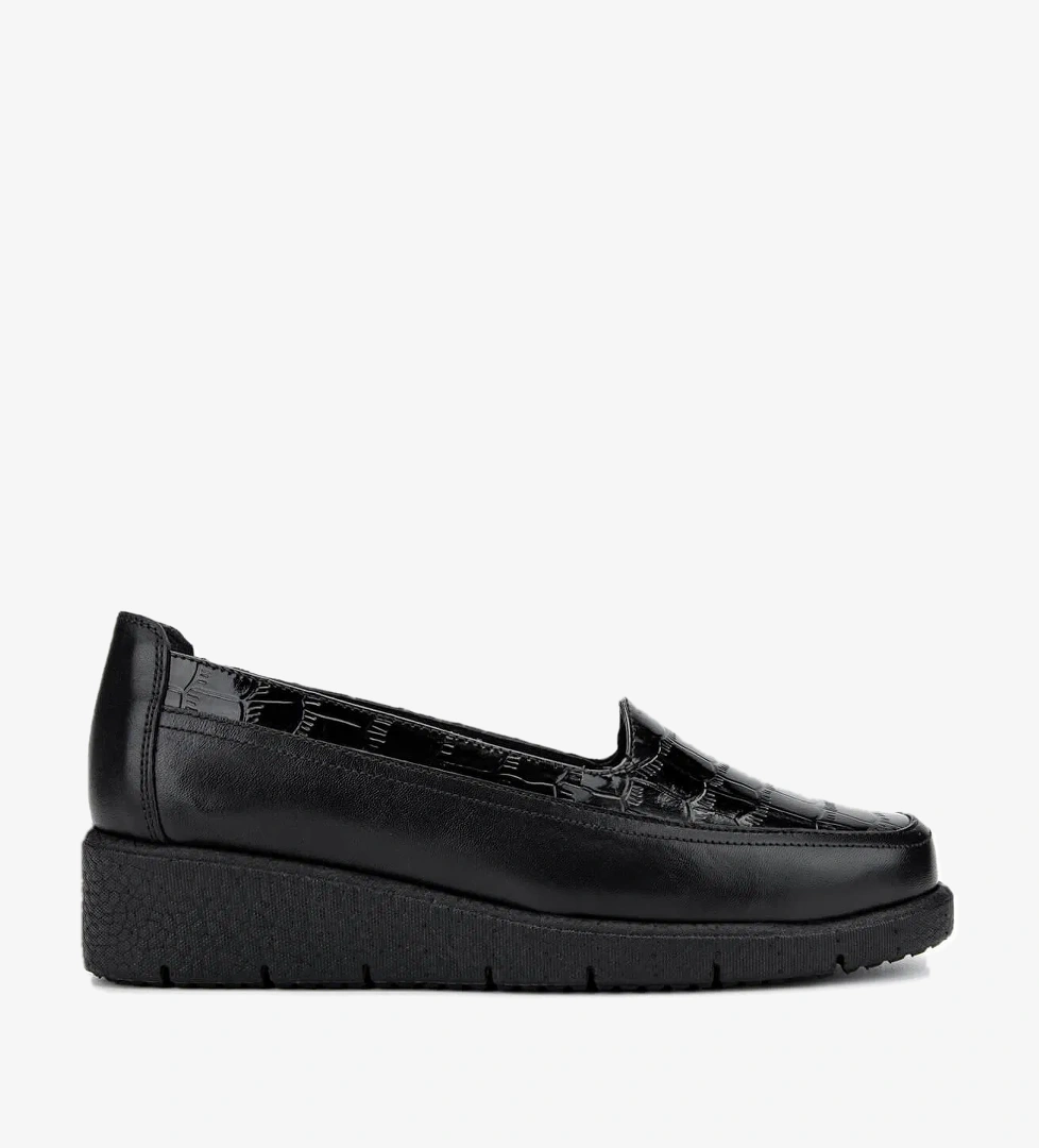 Tamer Tanca Tamer Tanca Kadın Hakiki Deri Siyah Casual Ayakkabı model görseli