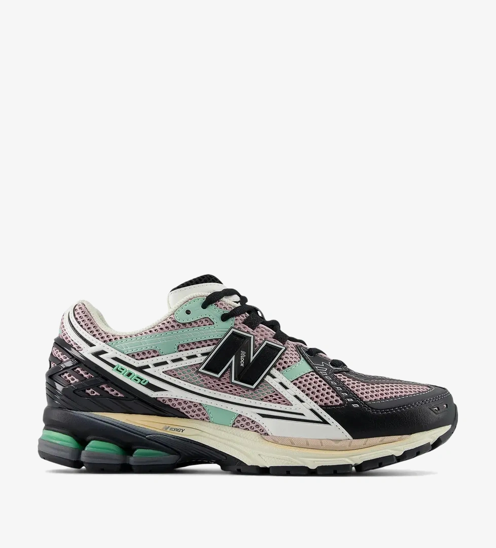 New Balance New Balance 1906 Utility Kadın Siyah Spor Ayakkabı model görseli