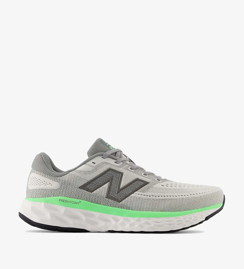 New Balance New Balance Fresh Foam EVOZ v4 Erkek Gri Koşu Ayakkabısı model görseli