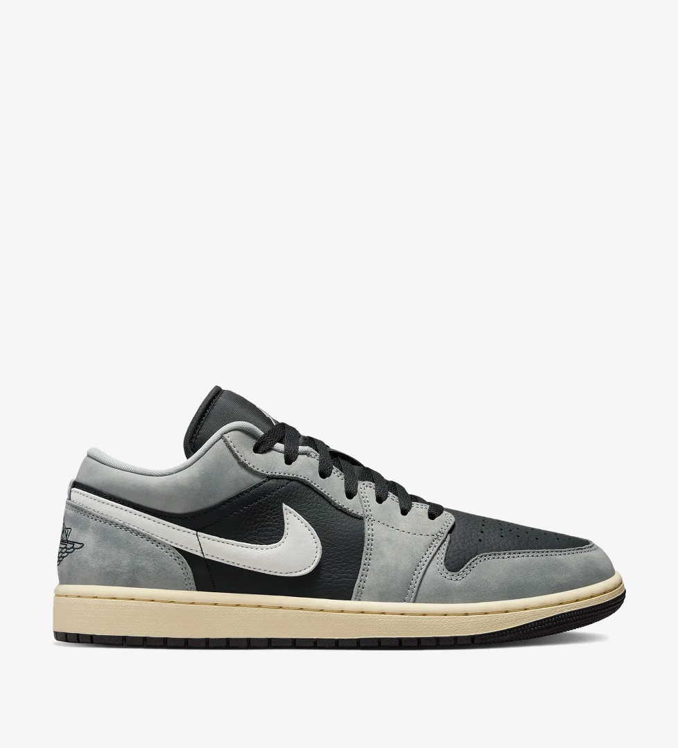 Jordan Air 1 Low SE Erkek Gri Spor Ayakkabı - Görsel 1