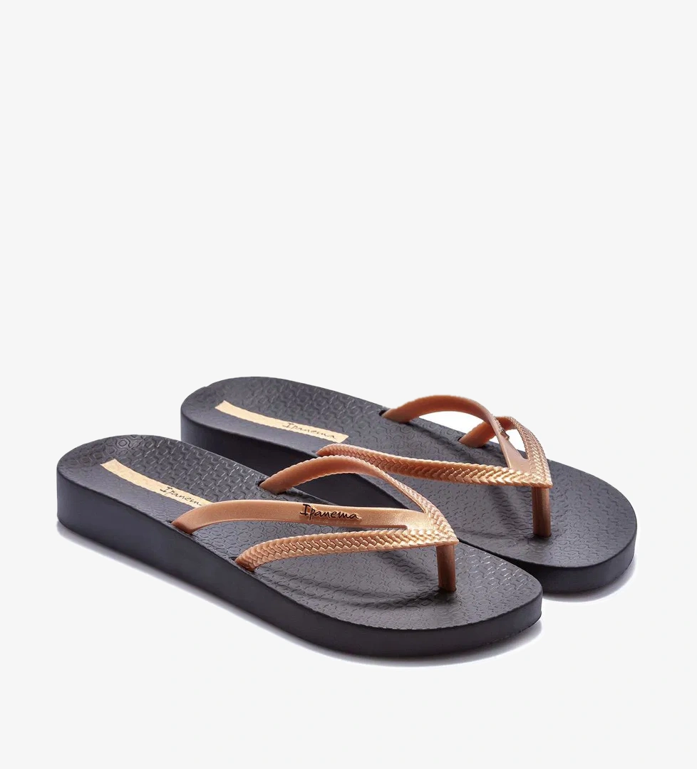 Ipanema Bossa Soft Kadın Parmak Arası Terlik Altın Siyah 35/42 model görseli