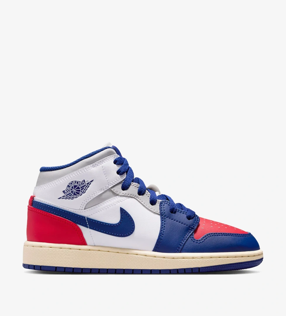 Jordan Air 1 Mid Genç Çocuk Beyaz Spor Ayakkabı