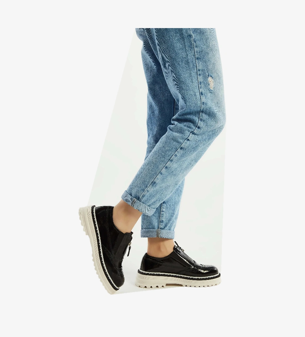 Tamer Tanca Tamer Tanca Kadın Hakiki Deri Siyah Rugan Casual Ayakkabı model görseli