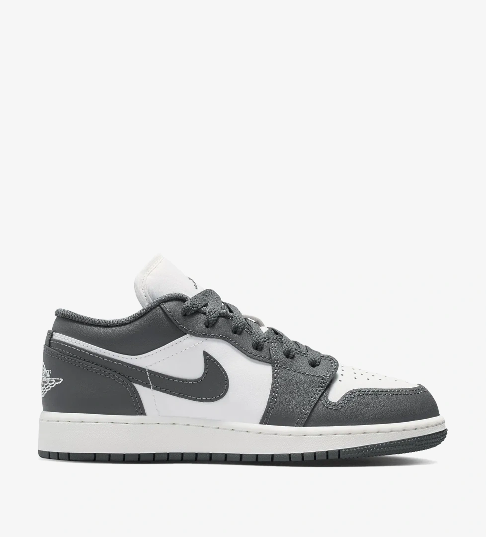 Jordan Air 1 Low Genç Çocuk Gri Spor Ayakkabı - Görsel 1