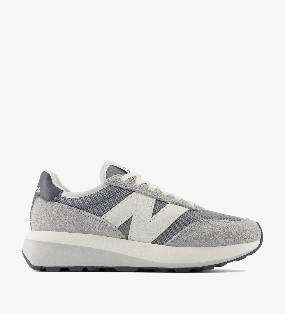 New Balance 370  Lifestyle   Kadın Gri Spor Ayakkabı - Görsel 1
