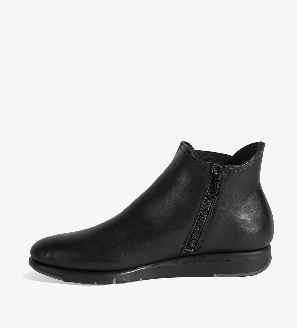 Desa Kadın Siyah Kahve Fermuarlı Desacomfort Deri Bot model görseli