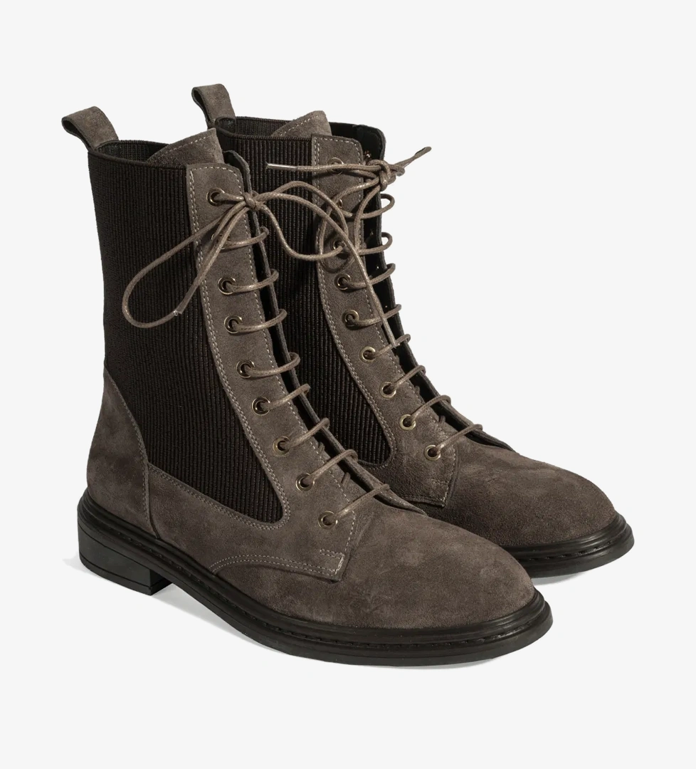 Kadın Vizon Lastik Detaylı Bağcıklı Süet Postal Bot