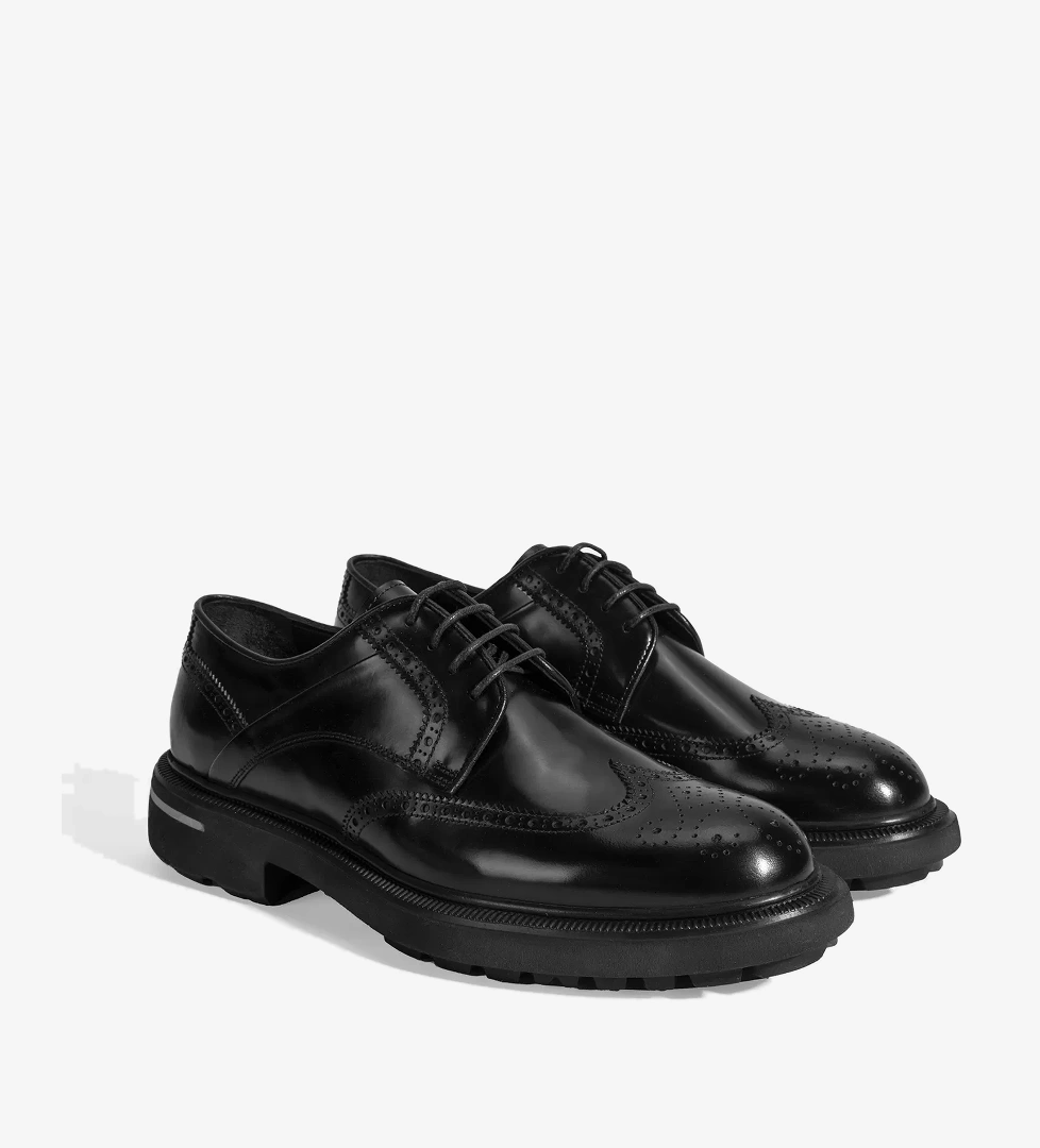 Desa Erkek Siyah Bağcıklı Klasik Deri Ayakkabı model görseli