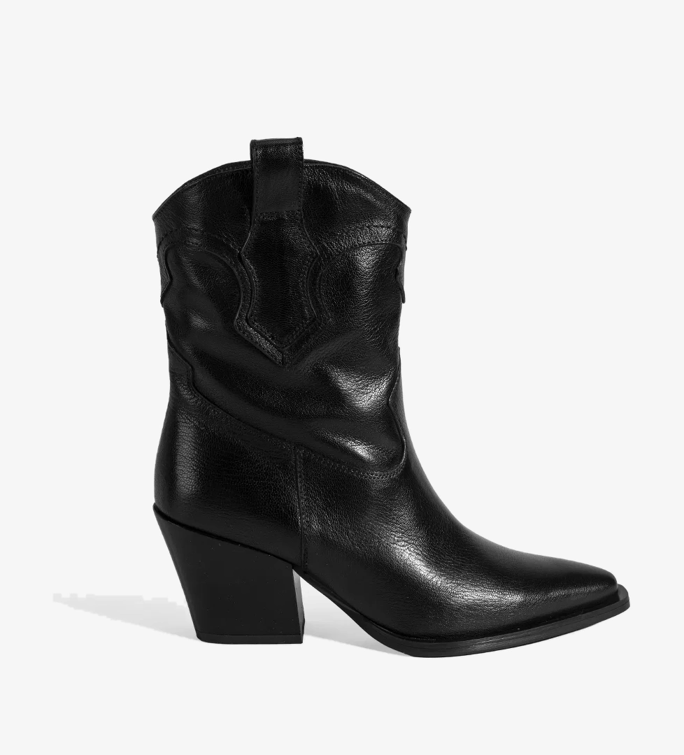 Desa Kadın Siyah Kalın Topuklu Deri Bot model görseli