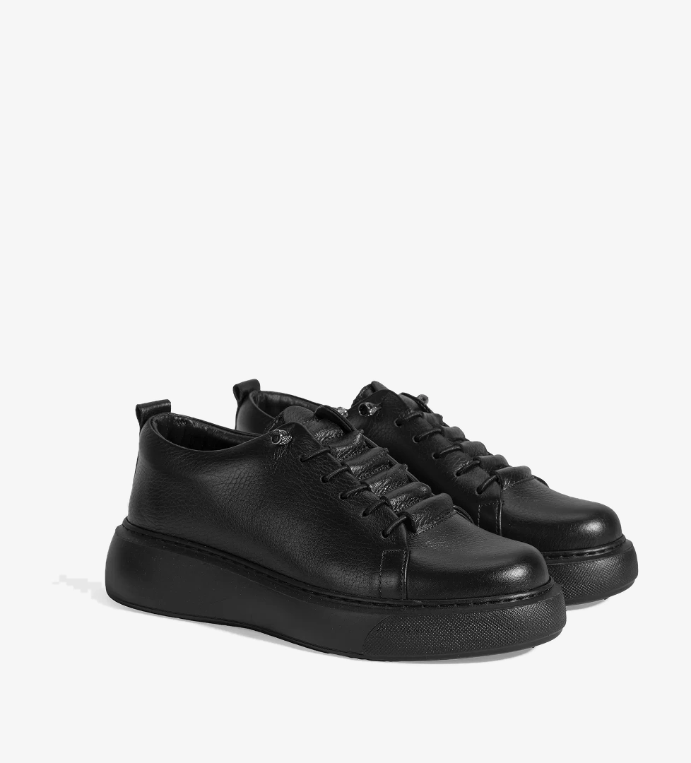 Kadın Siyah Bağcıklı Deri Spor Ayakkabı - Görsel 1