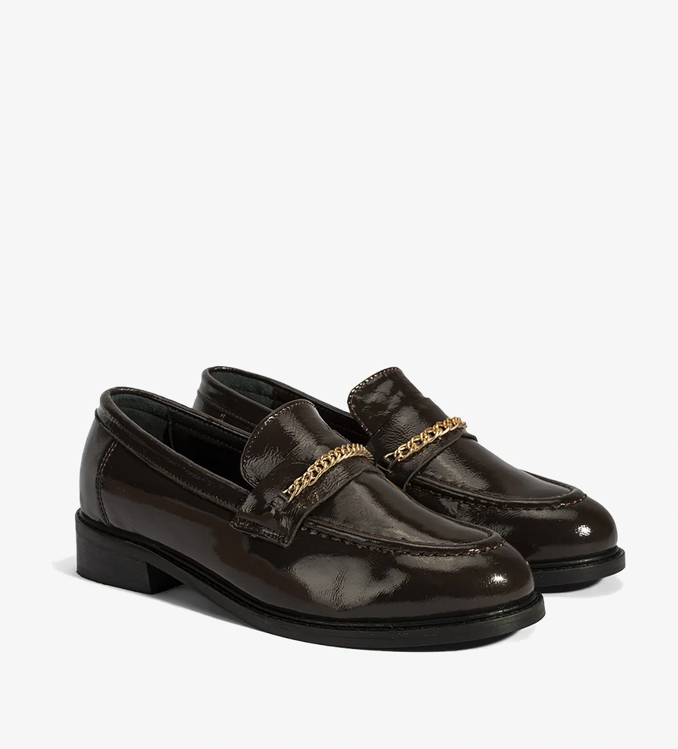 Desa Kadın Kahve Zincir Aksesuarlı Deri Loafer model görseli