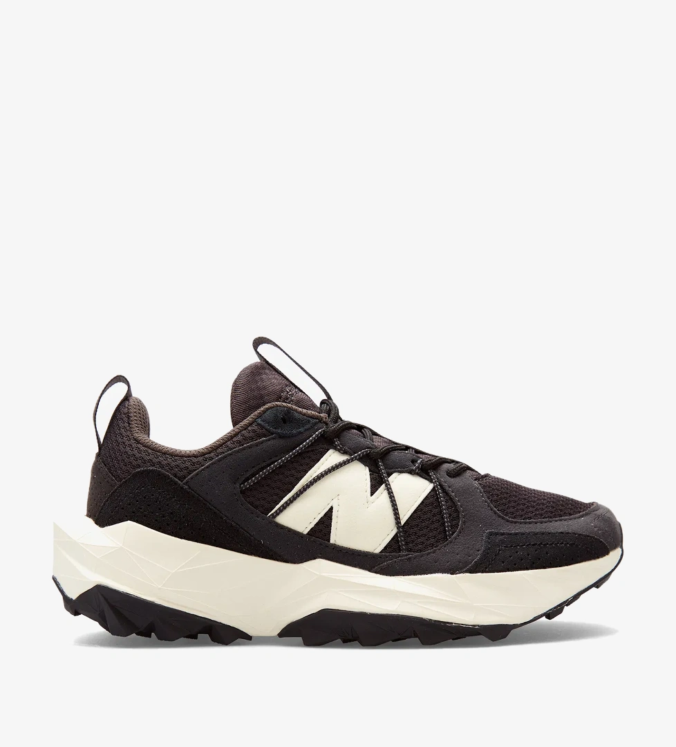 New Balance New Balance Tektrel Kadın Siyah Koşu Ayakkabısı model görseli