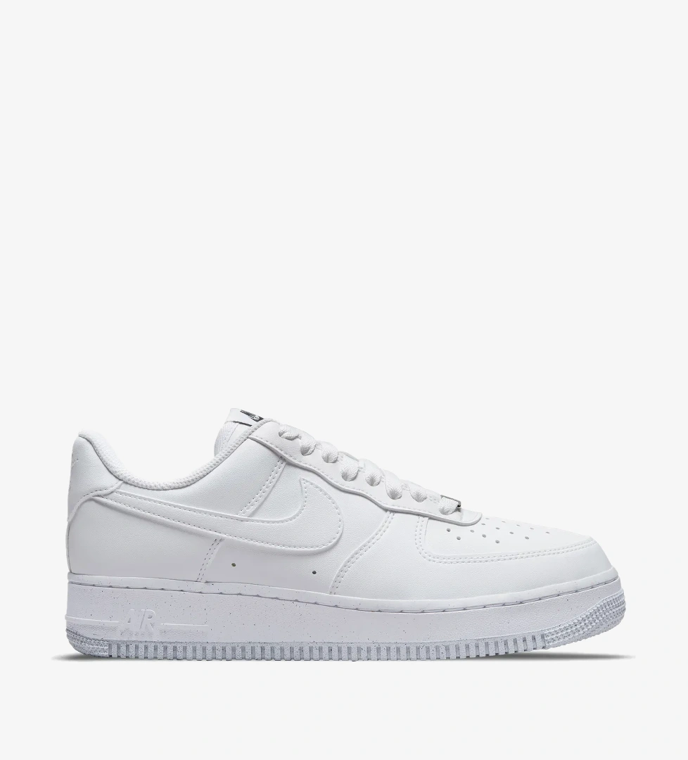 Nike Air Force 1 07 Next Nature Kadın Beyaz Spor Ayakkabı