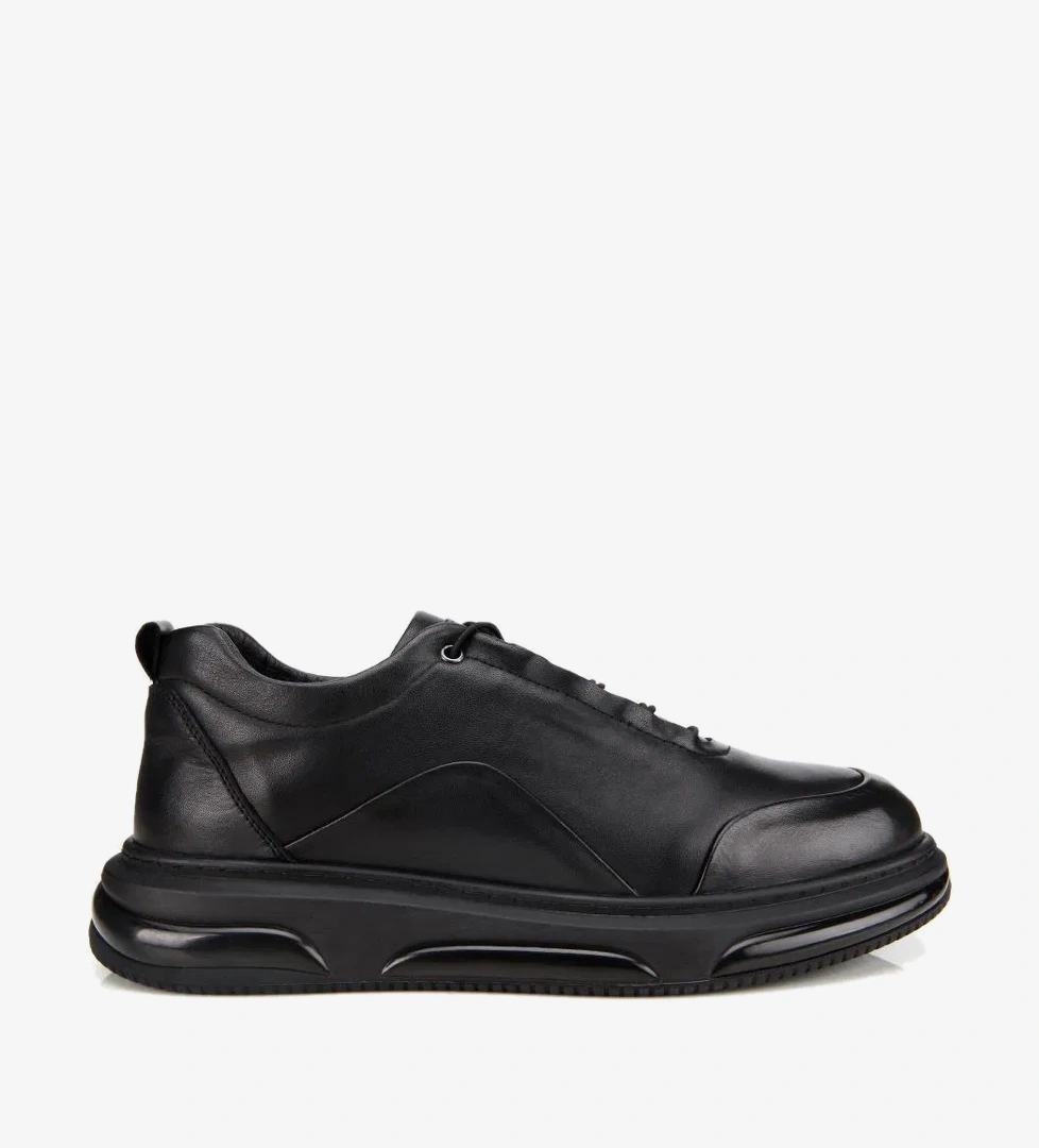 Erkek Deri Siyah Bağcık Detaylı Comfort Spor Ayakkabı - Görsel 1