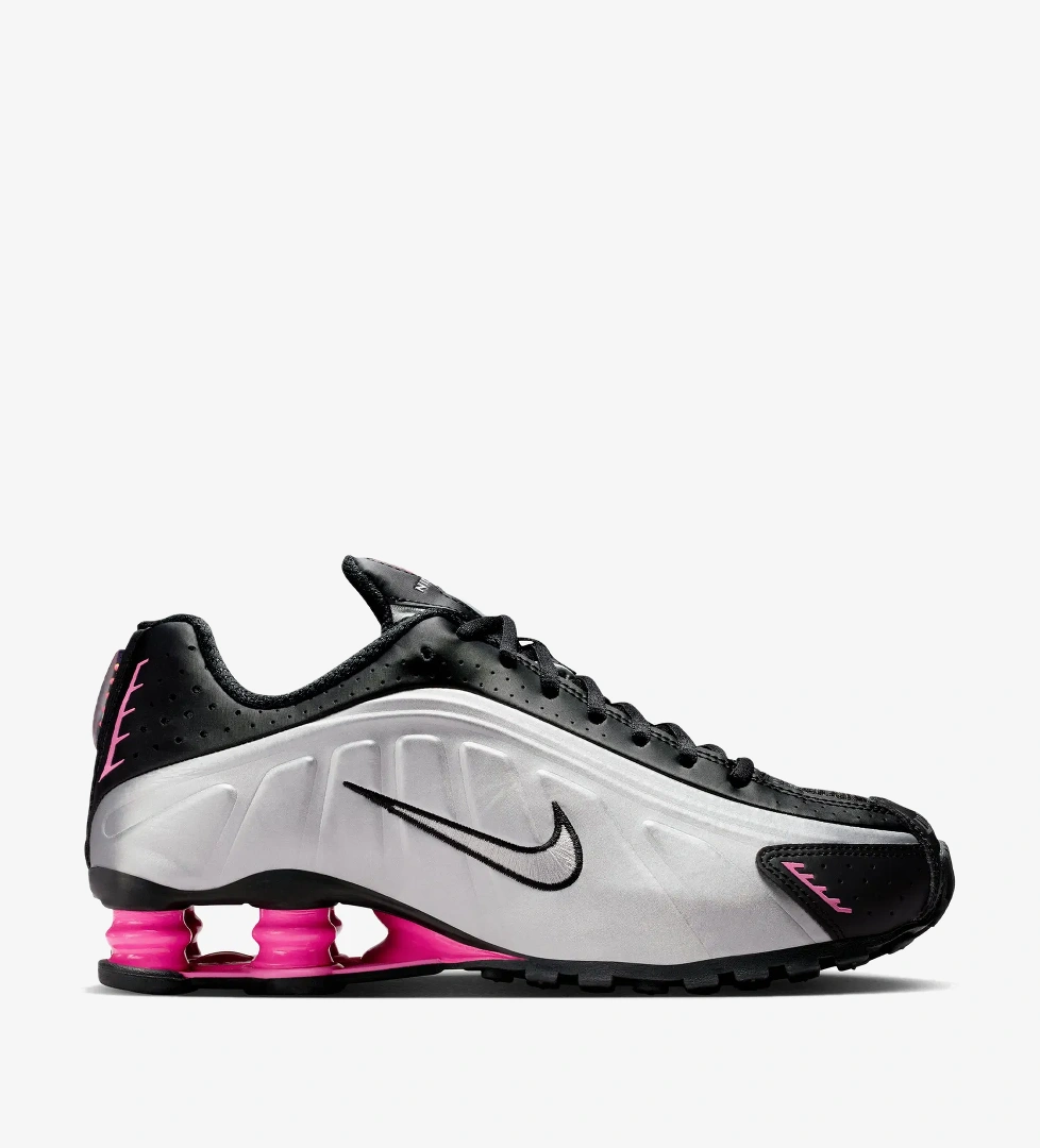 Nike Nike Shox R4 Kadın Siyah Spor Ayakkabı model görseli