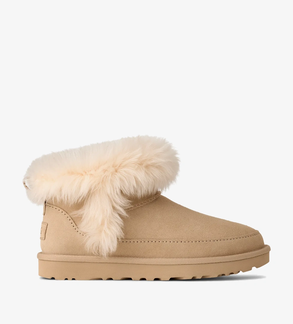Ugg UGG Classic Ultra Mini Chalet Kadın Bej Bot model görseli