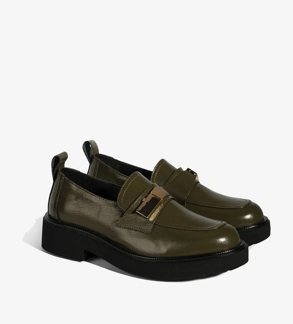 Kadın Yeşil Metal Toka Aksesuarlı Deri Loafer - Görsel 1