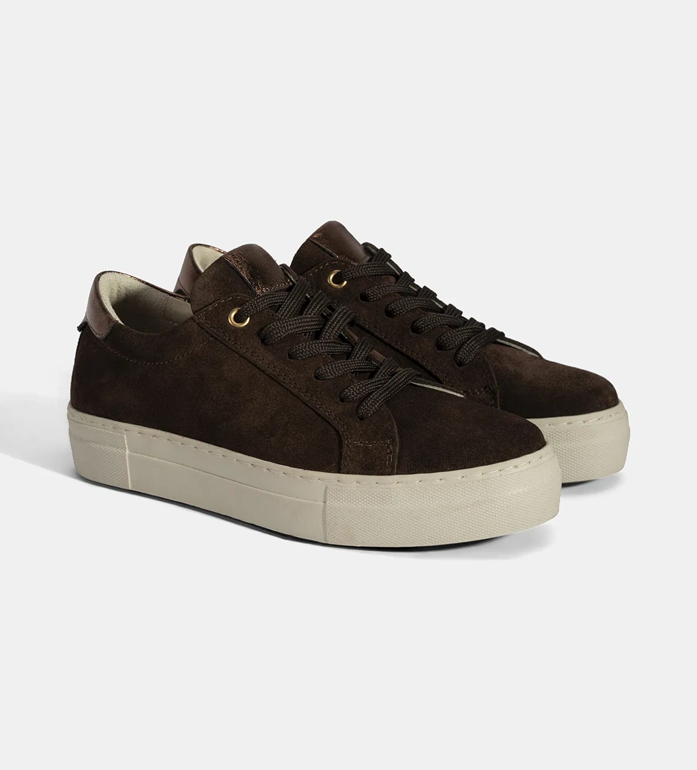 Kadın Kahve Bağcıklı Kalın Tabanlı Süet Deri Sneaker - Görsel 1