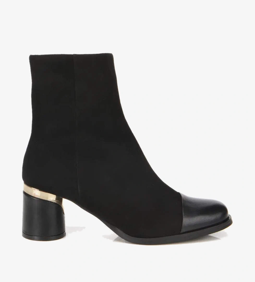 Kadın Süet Deri Siyah Gold Detaylı Bilekte Topuklu Bot - Görsel 1