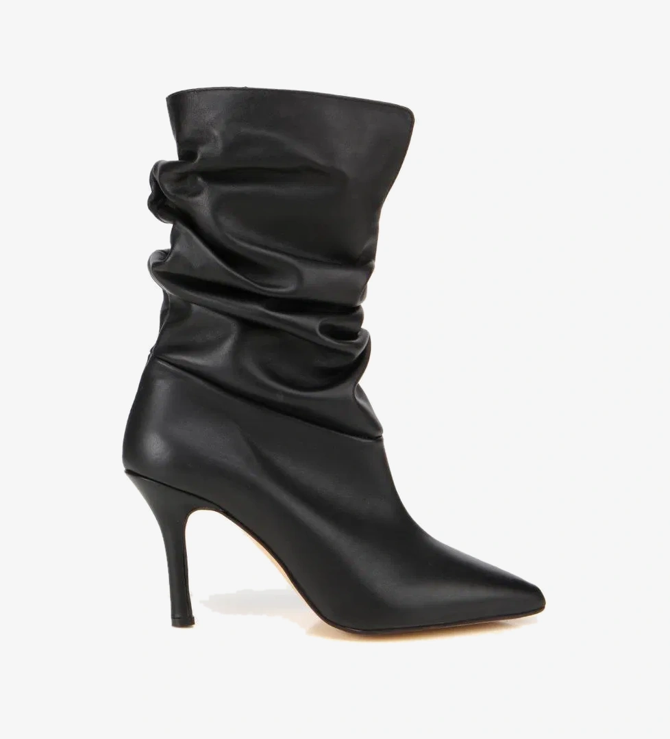 Kadın Deri Siyah Büzgülü Sivri Burunlu İnce Topuklu Bot