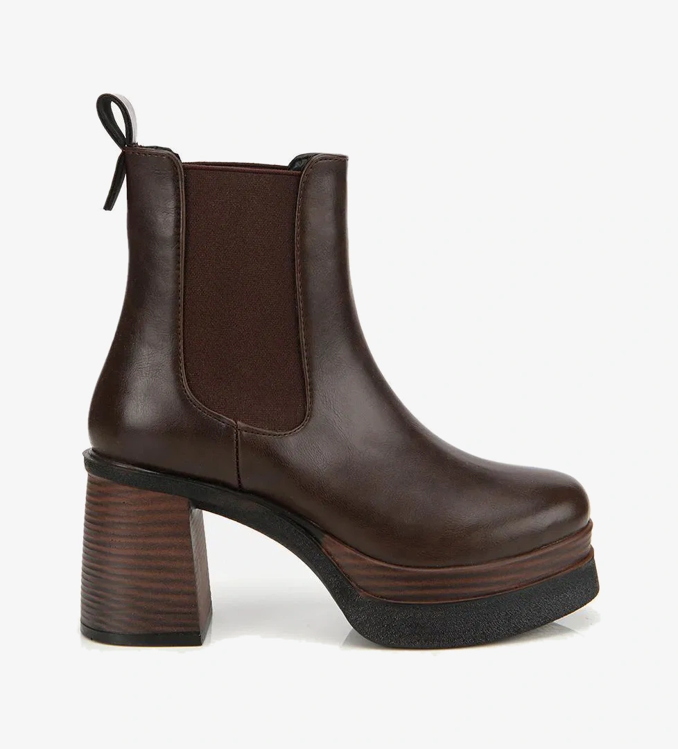 Kadın Kahverengi Lastik Detaylı Kalın Topuklu Bot