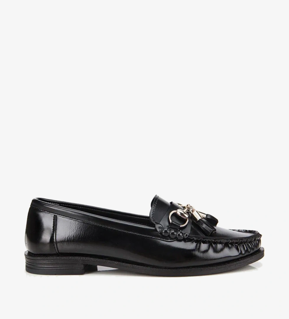 Kadın Rugan Siyah Püsküllü Klasik Loafer - Görsel 1