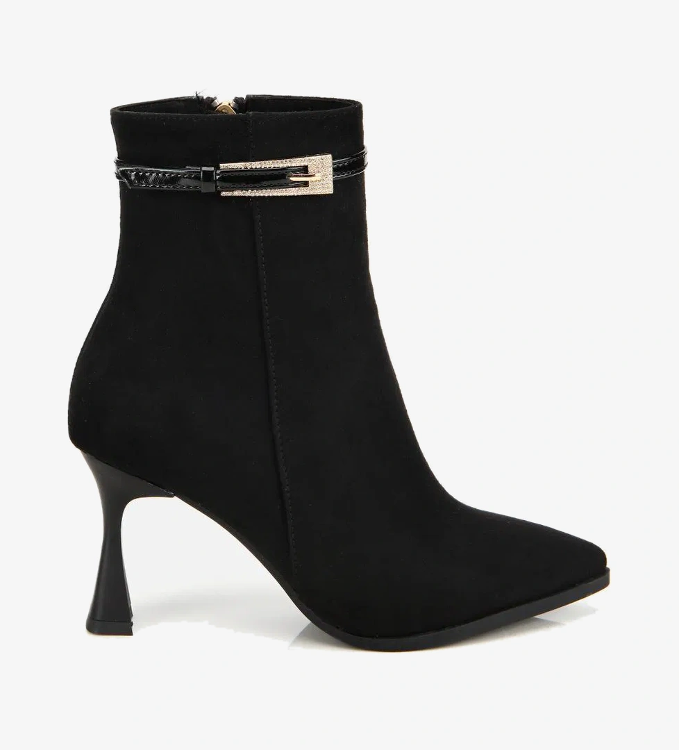 Kadın Süet Siyah Taşlı Tokalı Bilekte Topuklu Bot