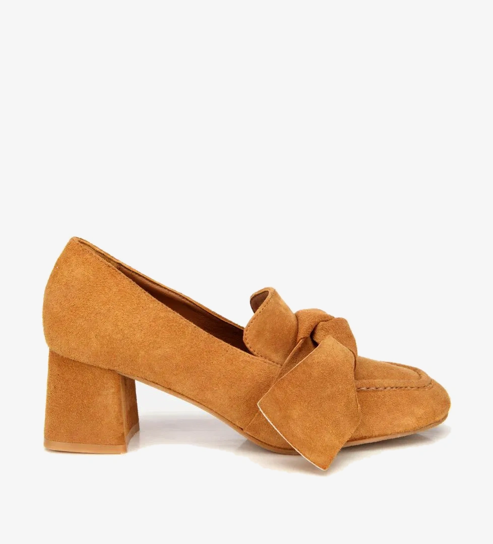 Kadın Süet Taba Fiyonk Detaylı Kalın Topuklu Ayakkabı