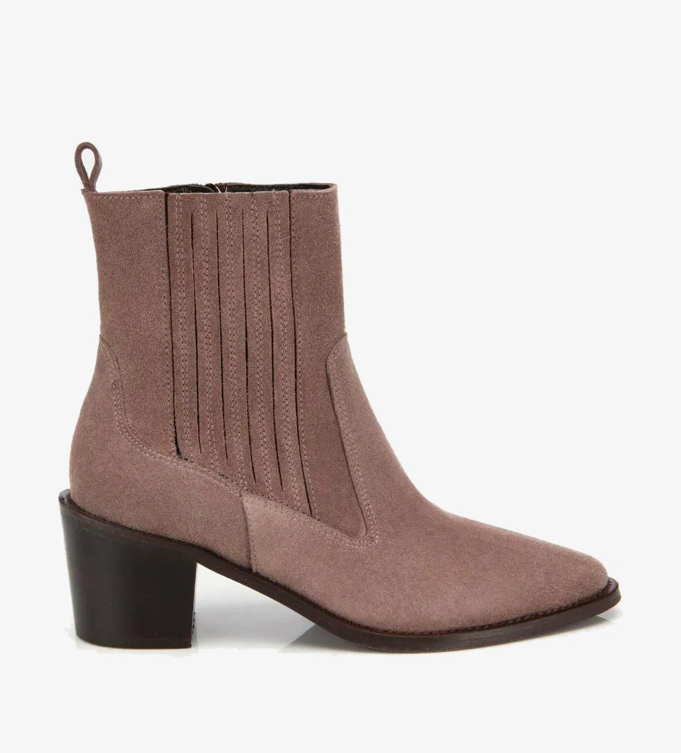 Kadın Süet Deri Vizon Sivri Burunlu Lastik Detaylı Topuklu Bot