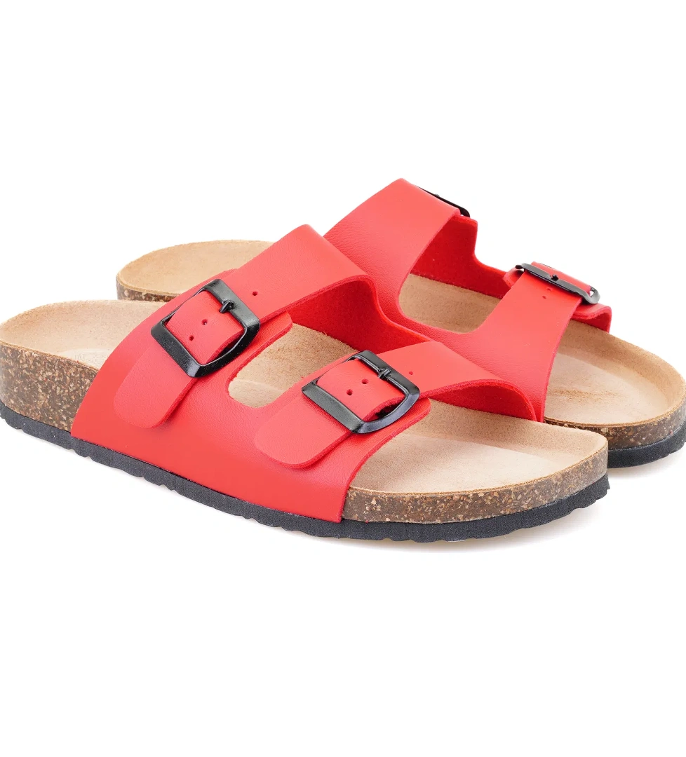 Kadın Kırmızı Ayarlanabilir Tokalı Terlik